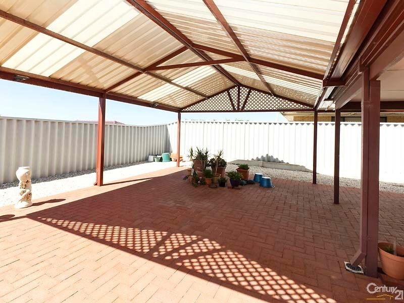 24 Nunney Road, Orelia WA 6167