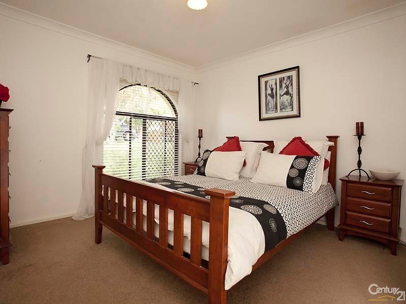 90 Regency Drive, Thornlie WA 6108