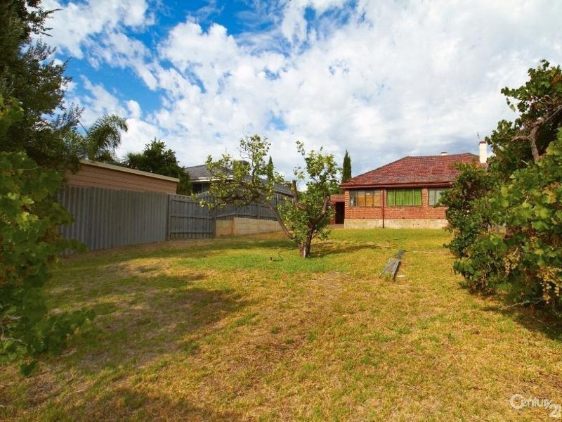 15 Hornsey Road, Floreat WA 6014