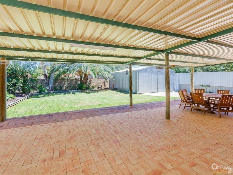 31 Avonlee Road, Armadale WA 6112