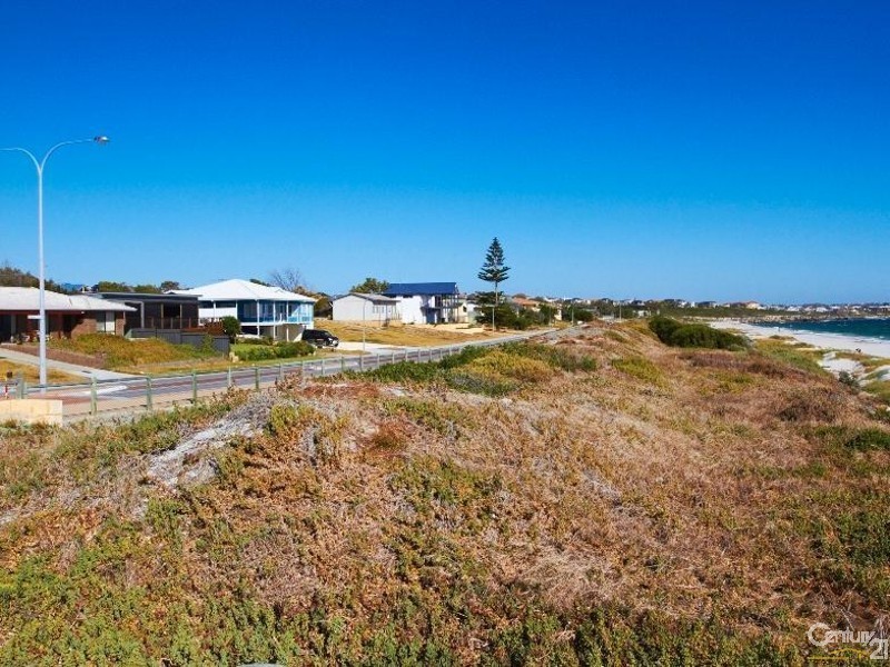 32 Ocean Drive, Quinns Rocks WA 6030