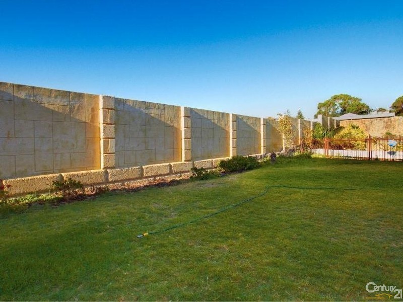 114  Ocean Drive, Quinns Rocks WA 6030