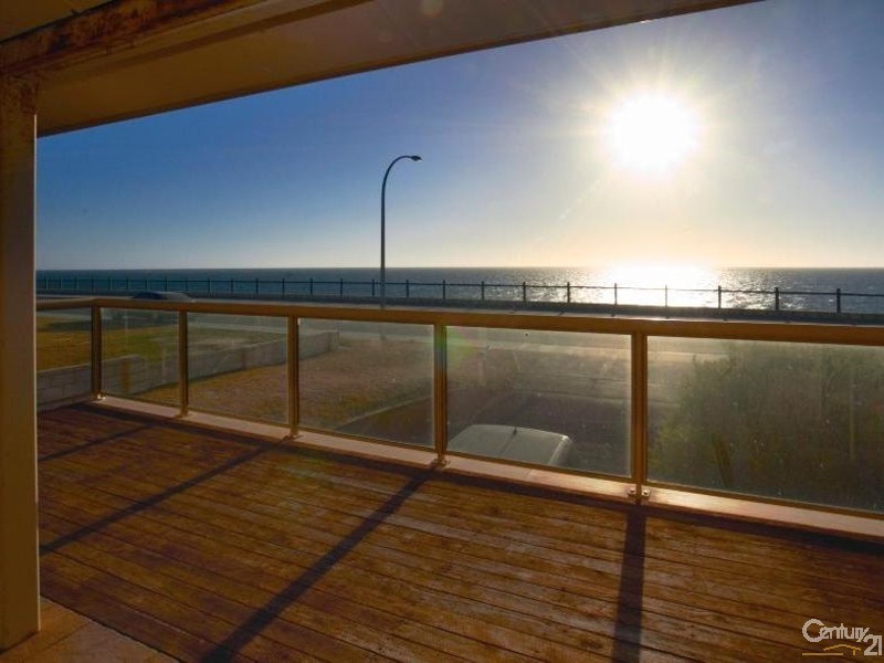 114  Ocean Drive, Quinns Rocks WA 6030