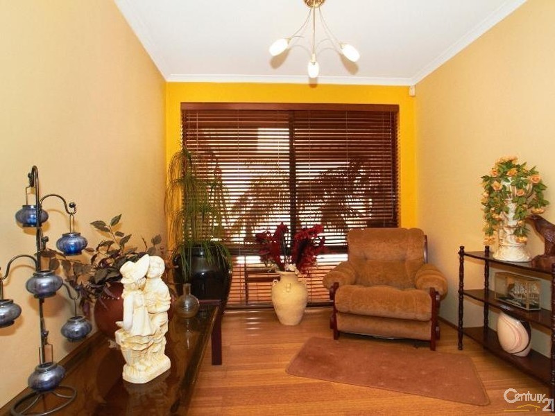 19  Draycott Loop, Canning Vale WA 6155