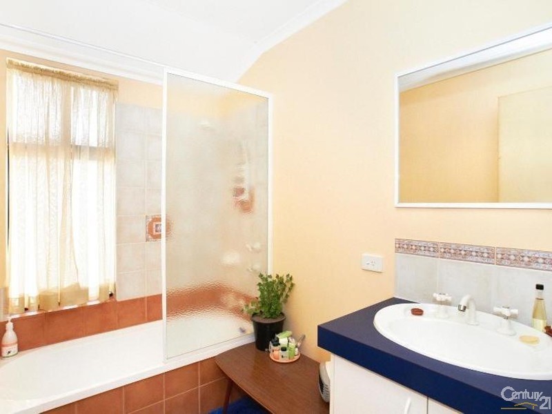 19  Draycott Loop, Canning Vale WA 6155