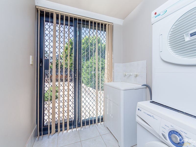 23 St John Road, Wattle Grove WA 6107