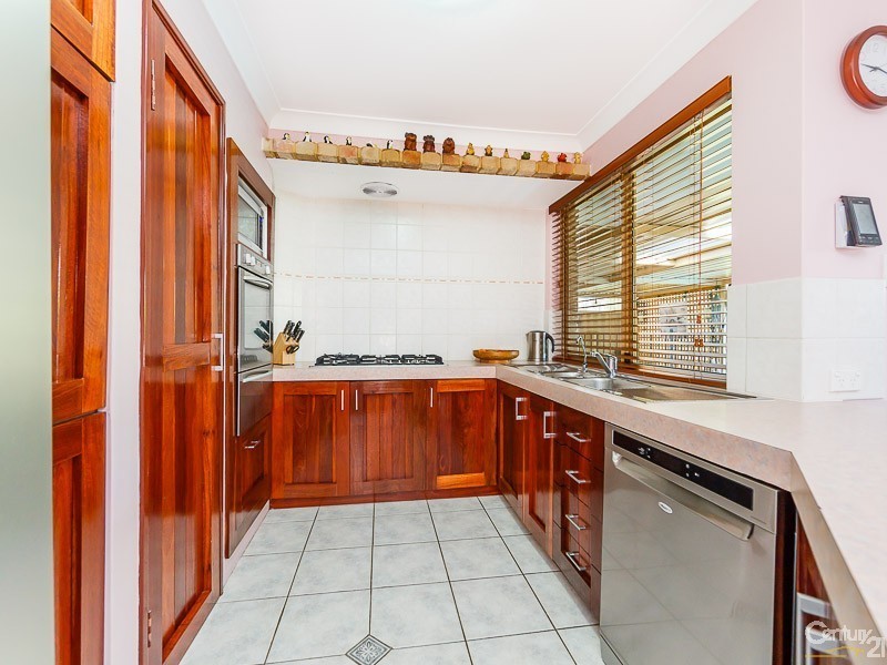 12 Snook Place, Seville Grove WA 6112