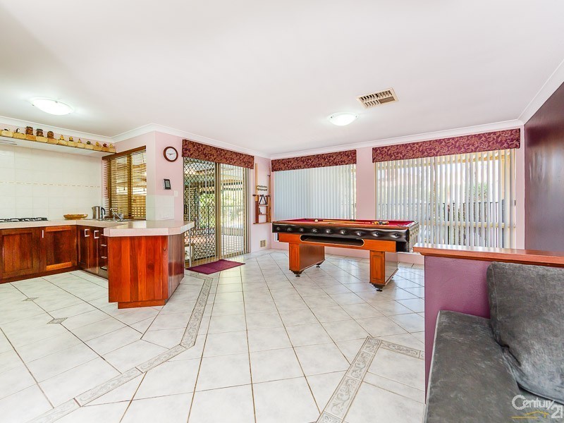 12 Snook Place, Seville Grove WA 6112