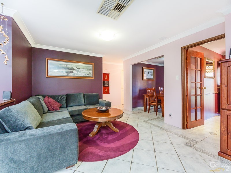 12 Snook Place, Seville Grove WA 6112