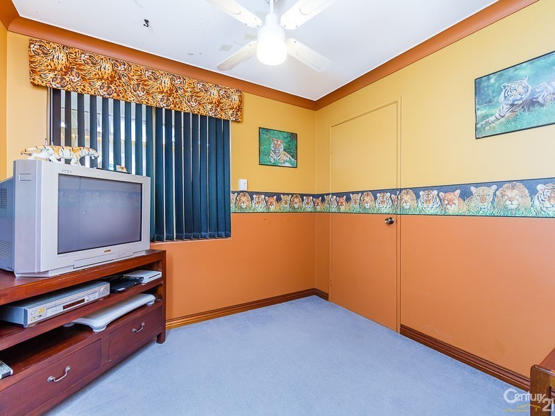 12 Snook Place, Seville Grove WA 6112