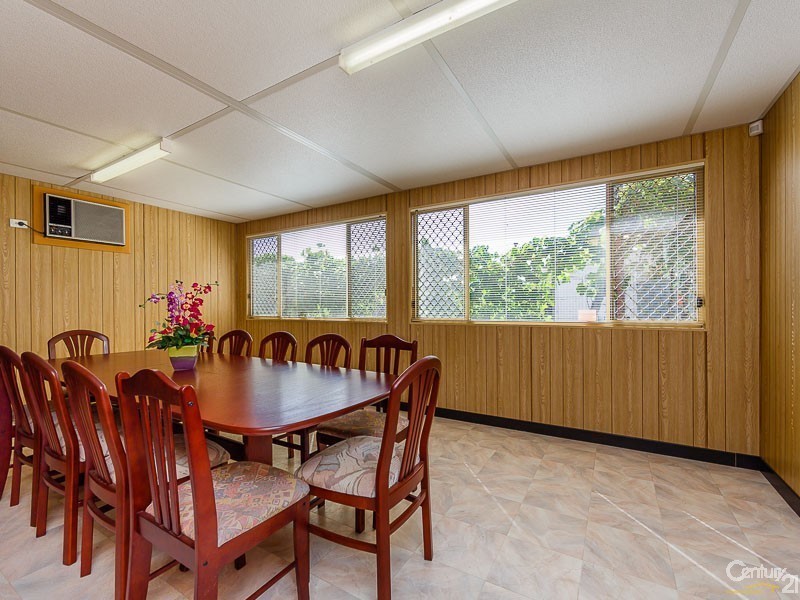 17 Devereux Street, Armadale WA 6112