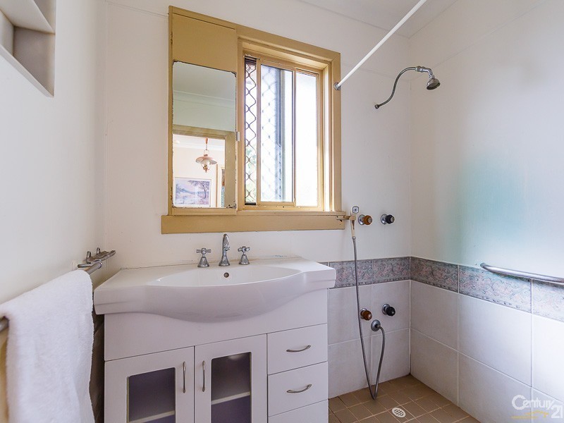 17 Devereux Street, Armadale WA 6112