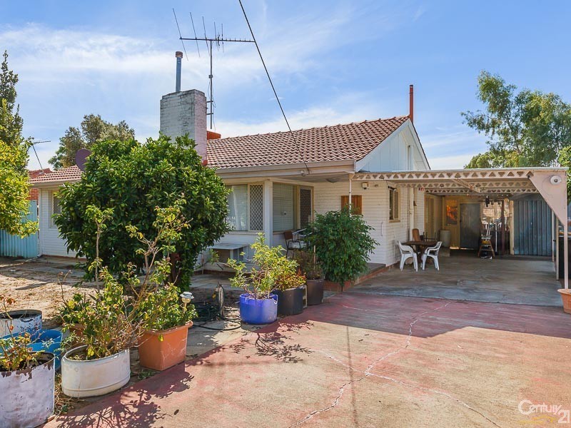 17 Devereux Street, Armadale WA 6112