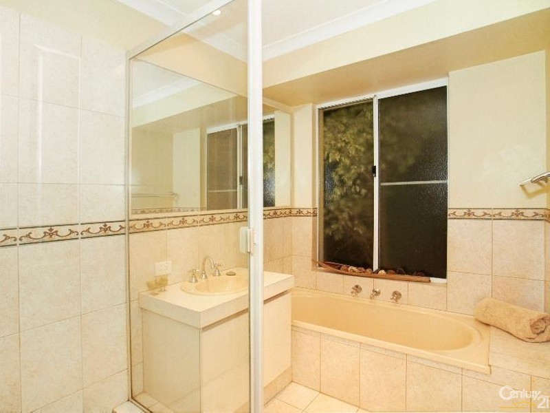 8 Crest Avenue, Mount Pleasant WA 6153