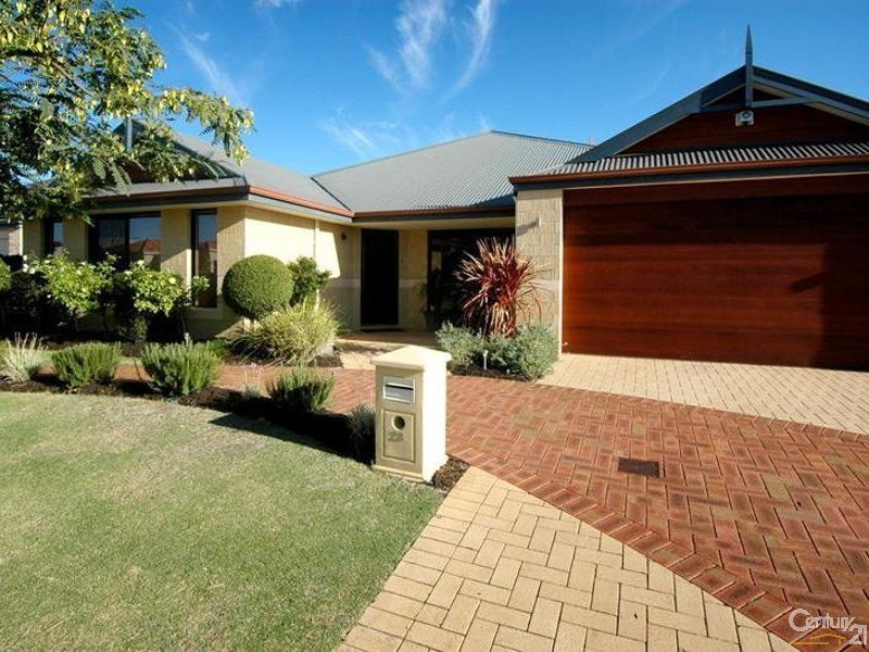 23 Figtree Drive, Canning Vale WA 6155