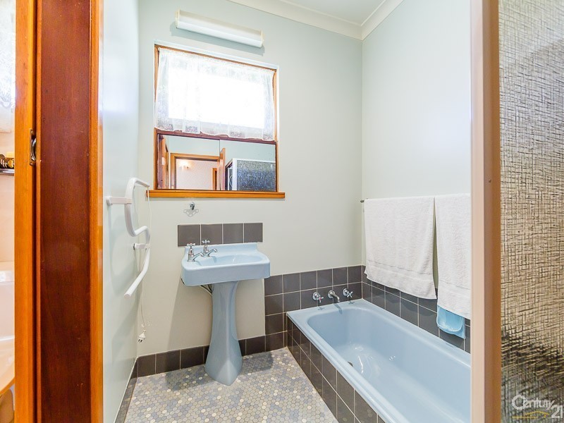 14 Goodall Street, Gosnells WA 6110