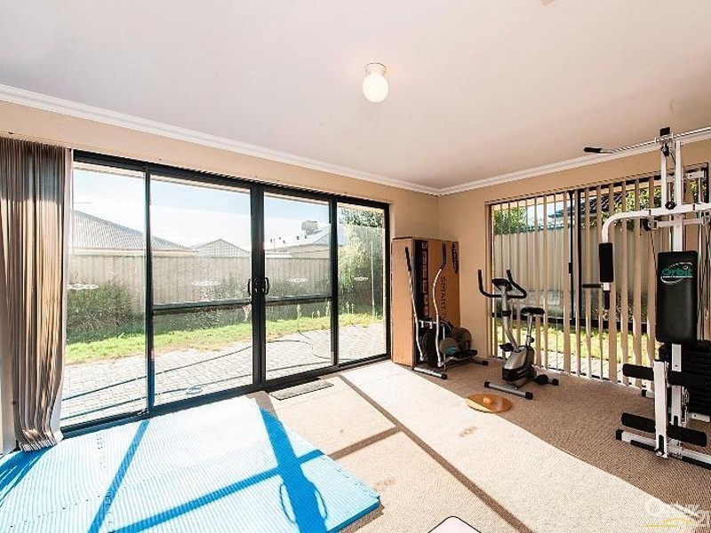 9 Moombaki Avenue, Bertram WA 6167