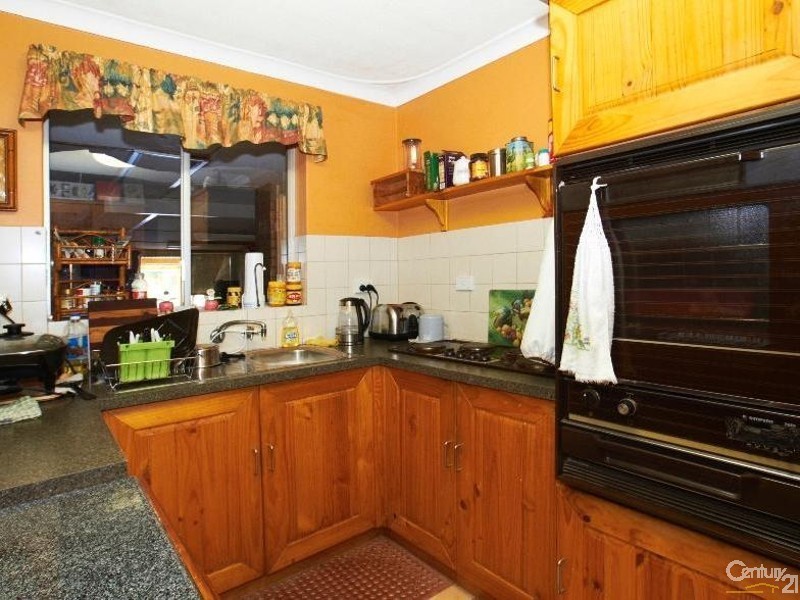 53 Lester Drive, Thornlie WA 6108