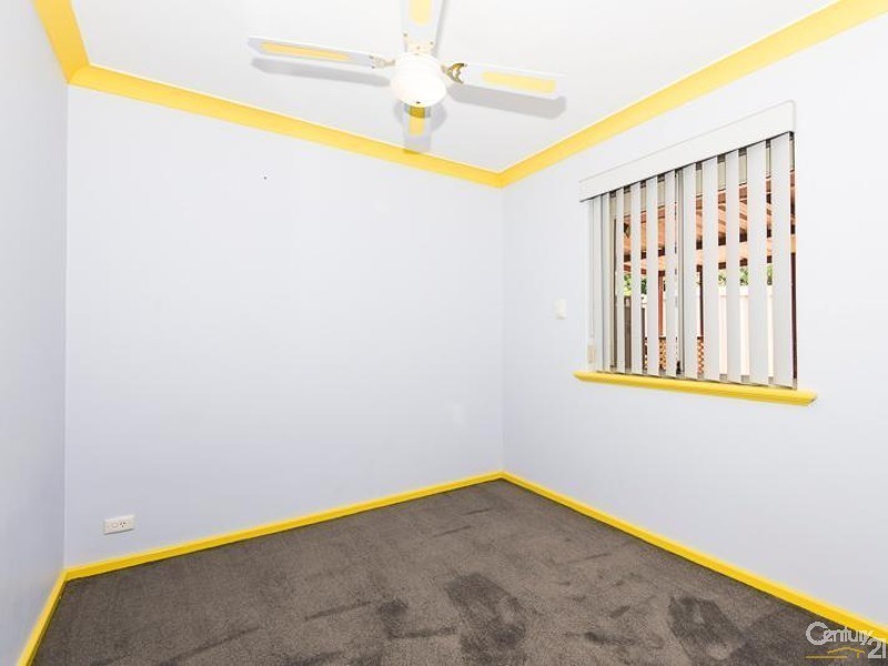 16 Selsdon Road, Camillo WA 6111