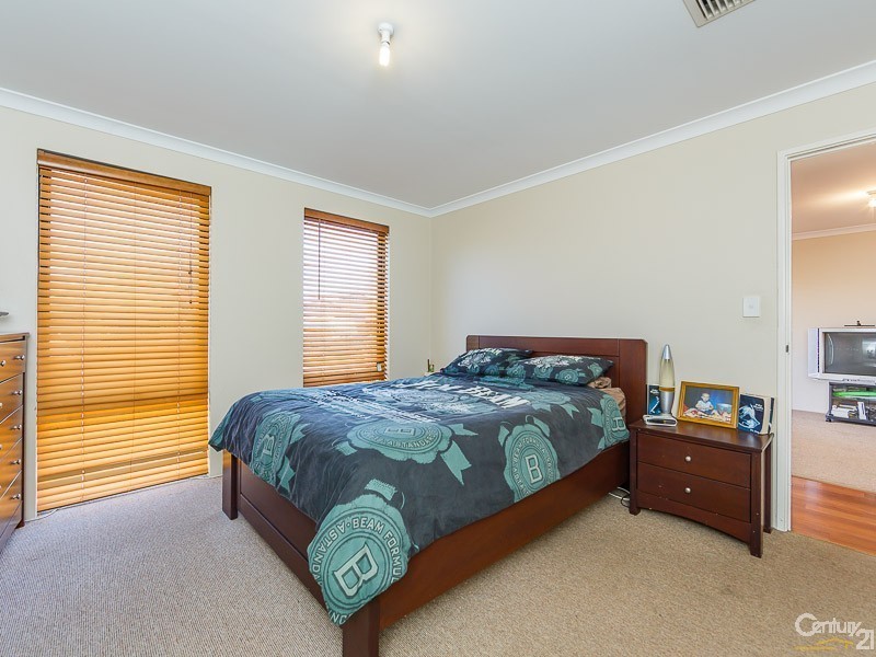 21 Merida Turn, Seville Grove WA 6112