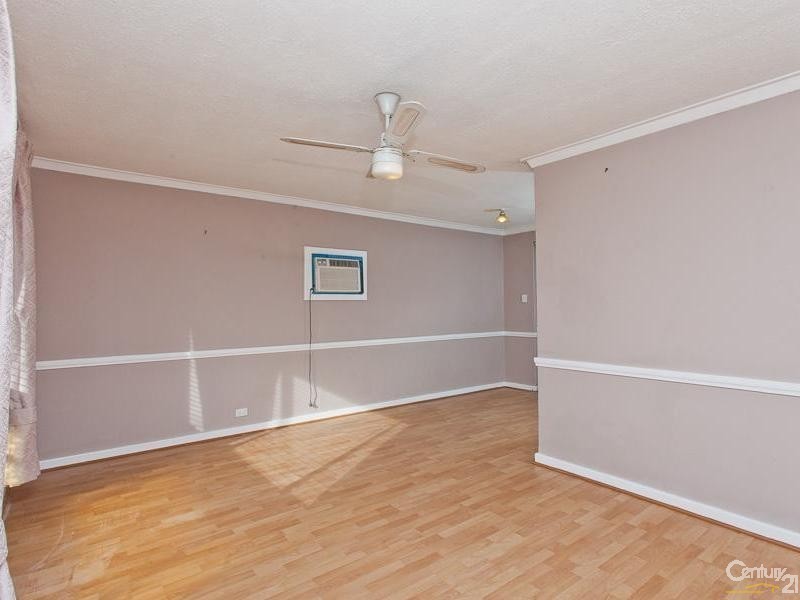 18 Oriole Way, Thornlie WA 6108