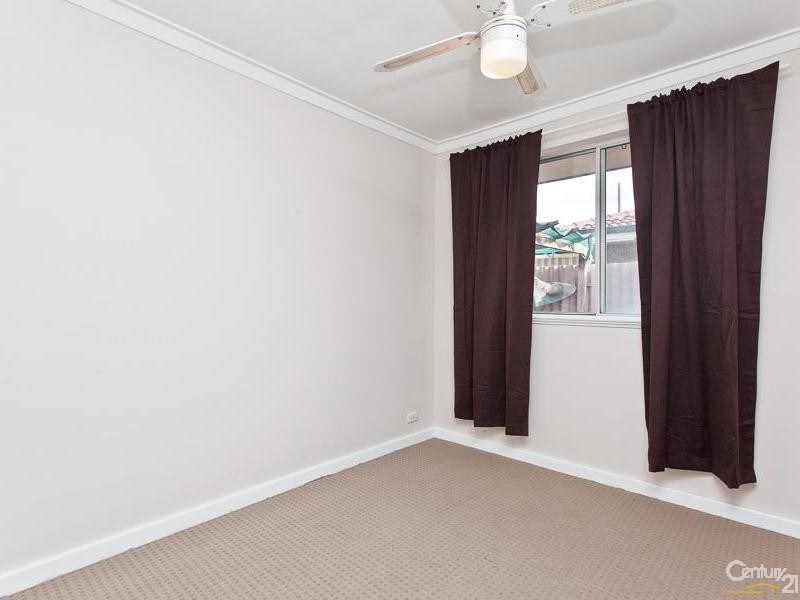 18 Oriole Way, Thornlie WA 6108