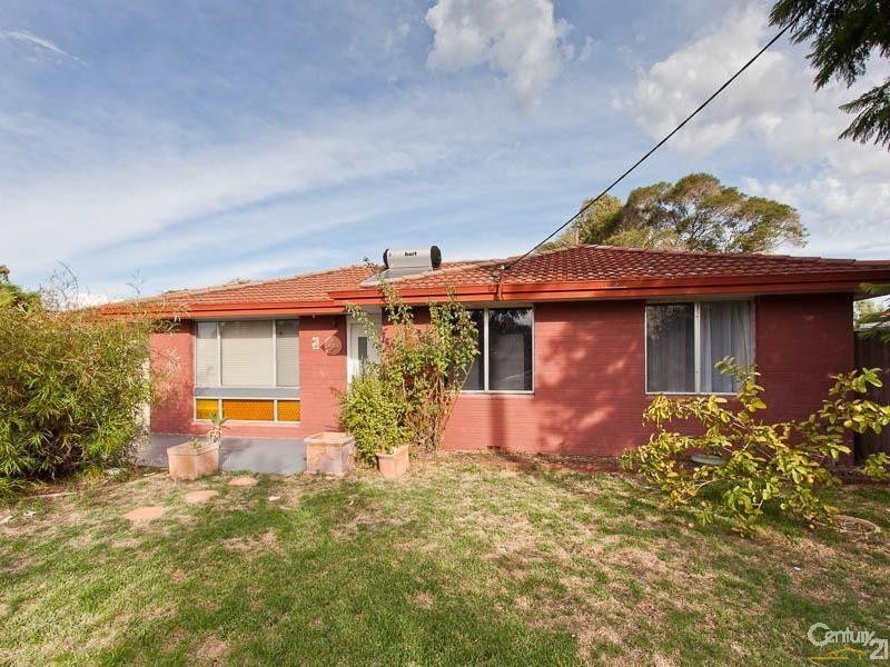 18 Oriole Way, Thornlie WA 6108