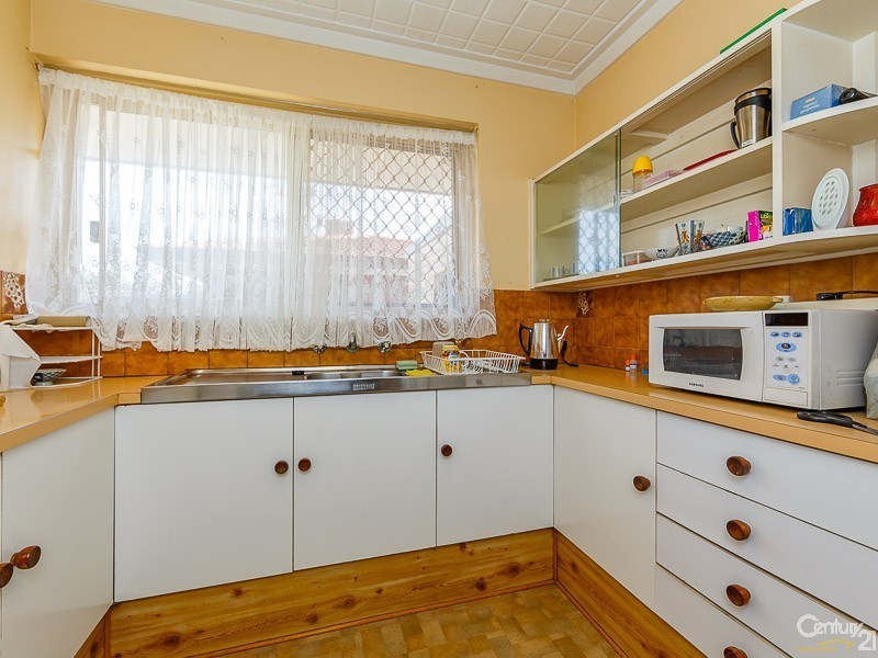 41 Orlestone Street, Gosnells WA 6110