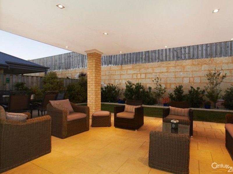 72 Beachside Parade, Yanchep WA 6035