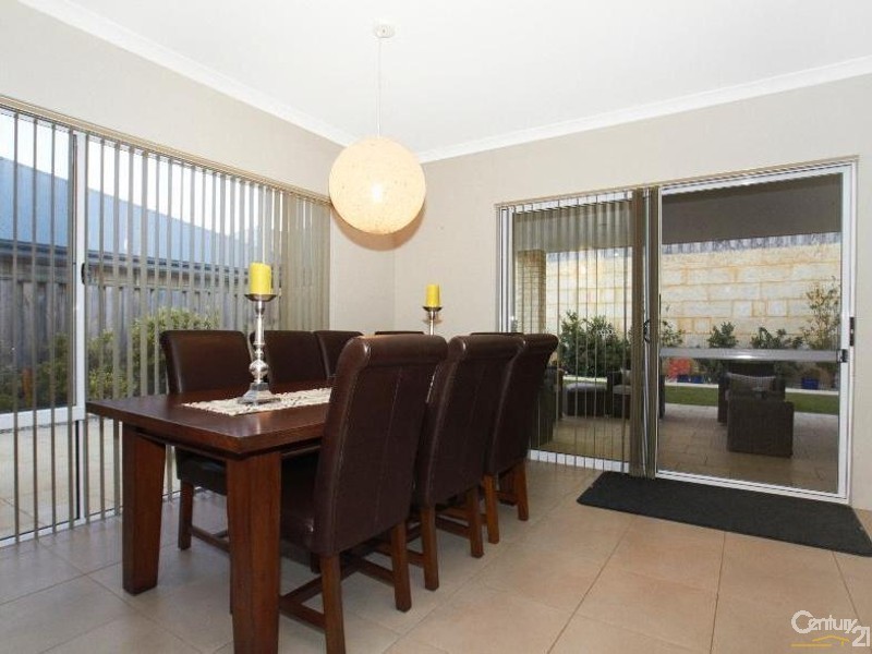 72 Beachside Parade, Yanchep WA 6035