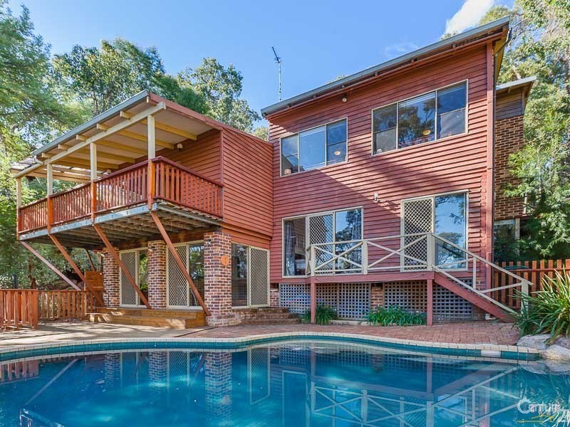 13 Mackie Road, Roleystone WA 6111