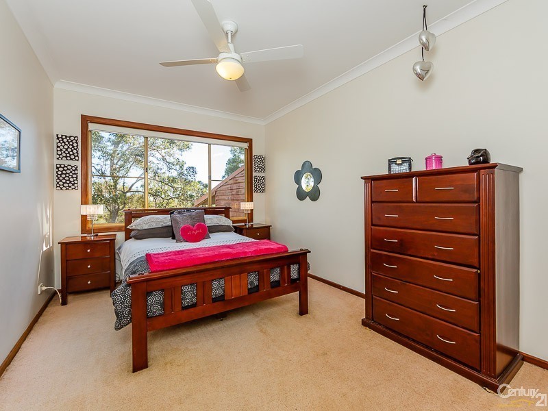 13 Mackie Road, Roleystone WA 6111