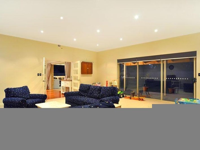 17 Loretta Avenue, Gelorup WA 6230