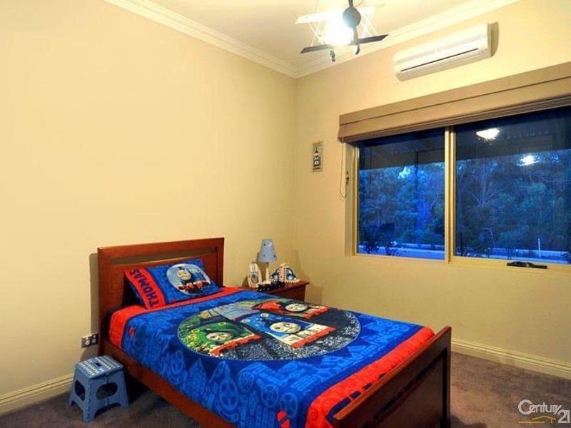 17 Loretta Avenue, Gelorup WA 6230