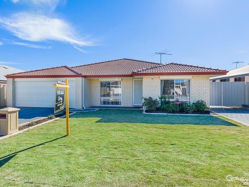 12 Levis Drive, Canning Vale WA 6155