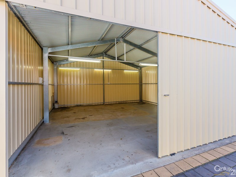 12 Levis Drive, Canning Vale WA 6155