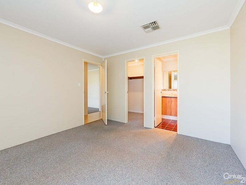 12 Levis Drive, Canning Vale WA 6155