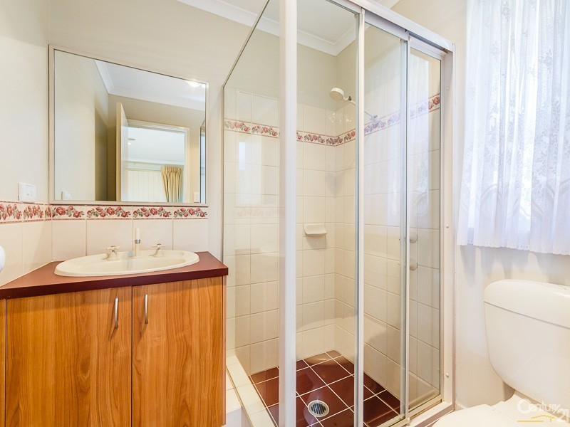 12 Levis Drive, Canning Vale WA 6155