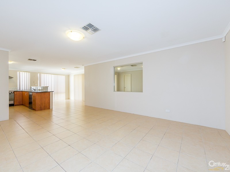 12 Levis Drive, Canning Vale WA 6155