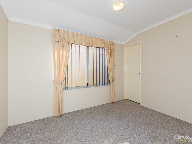 12 Levis Drive, Canning Vale WA 6155