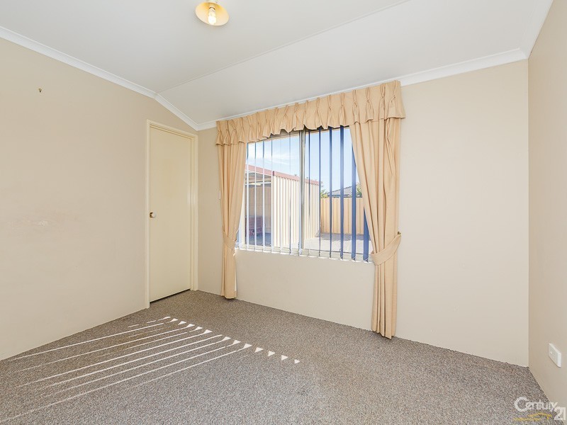 12 Levis Drive, Canning Vale WA 6155