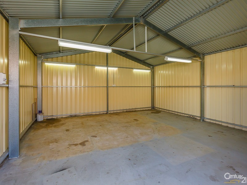 12 Levis Drive, Canning Vale WA 6155