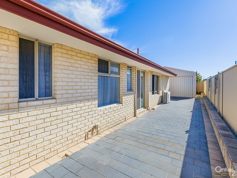 12 Levis Drive, Canning Vale WA 6155