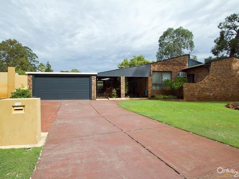 14 Hume Road, Thornlie WA 6108