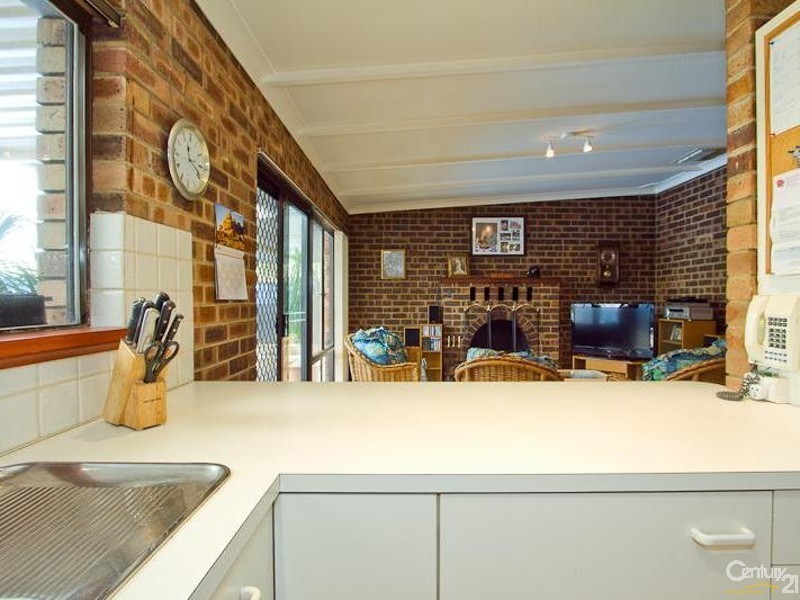 14 Hume Road, Thornlie WA 6108