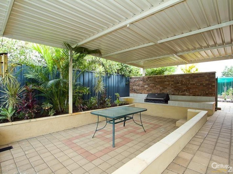 14 Hume Road, Thornlie WA 6108