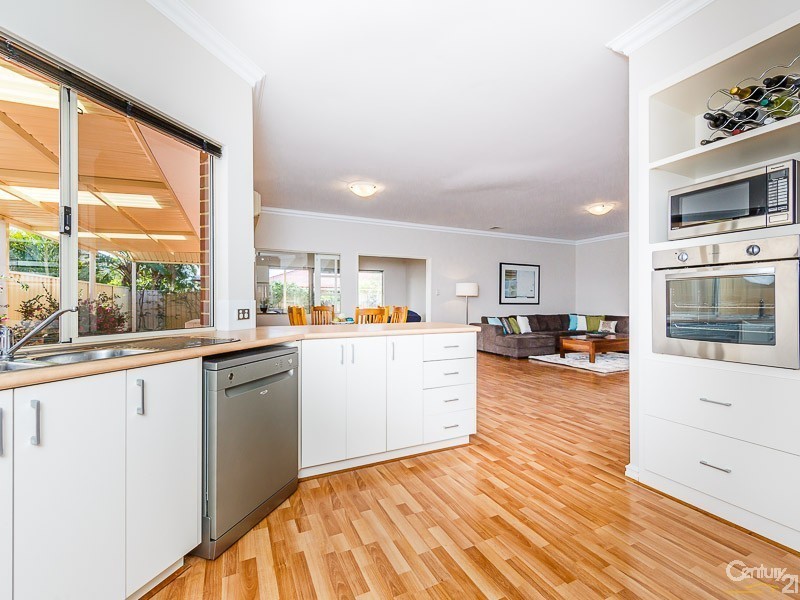 9 Calley Way, Canning Vale WA 6155