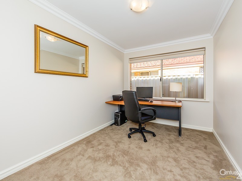 9 Calley Way, Canning Vale WA 6155