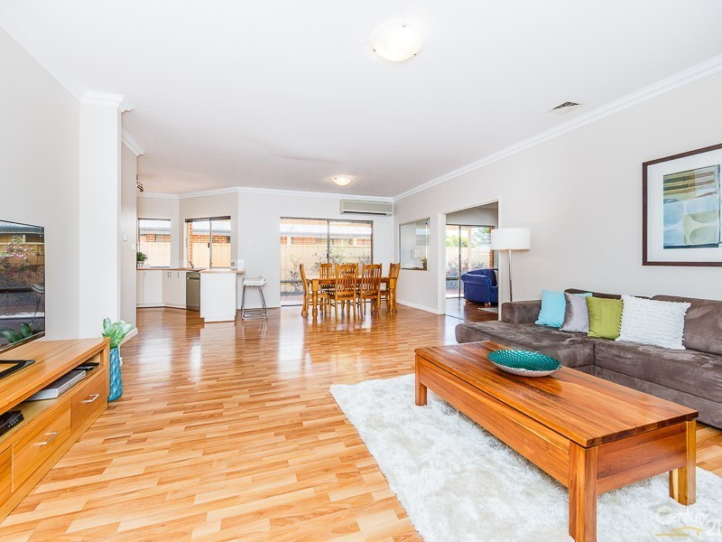 9 Calley Way, Canning Vale WA 6155