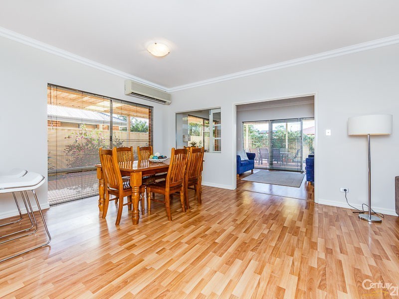 9 Calley Way, Canning Vale WA 6155